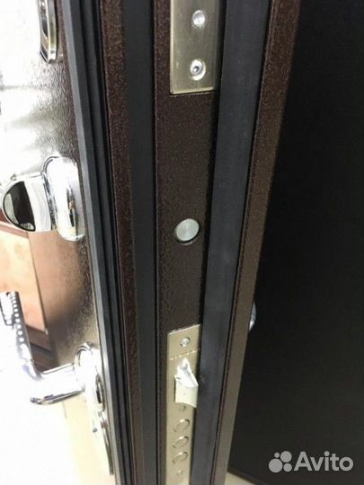 Дверь входная