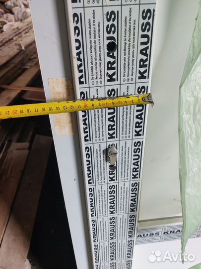 Дверь пластиковая входная новая