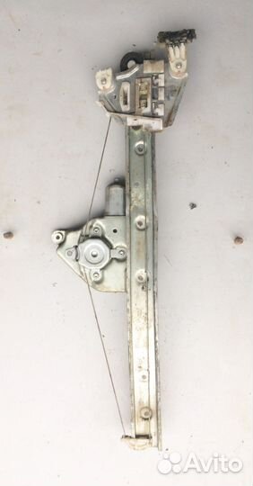 Стеклоподъемник задний левый Suzuki Grand Vitara 2