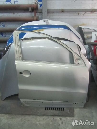 Дверь передняя правая vw Tiguan