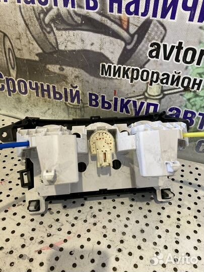 Блок управления печкой Mazda 3 BL