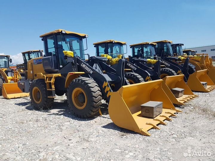 Фронтальный погрузчик XCMG LW330RU, 2022