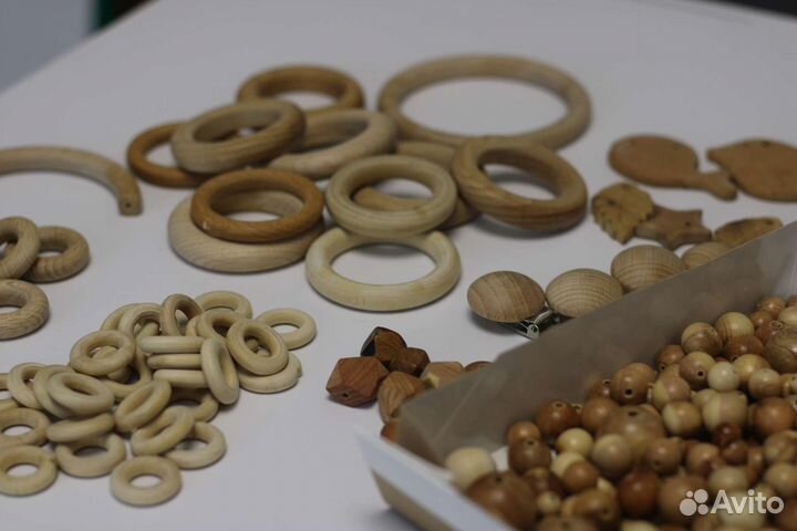 Фурнитура из дерева бук можжевельник