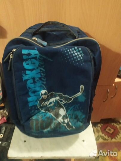Рюкзак школьный
