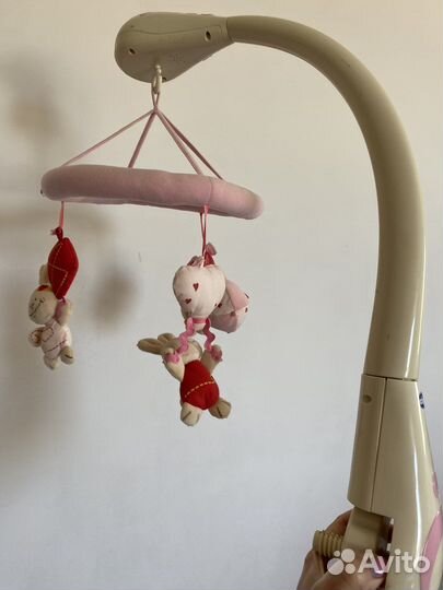 Мобиль на кроватку chicco