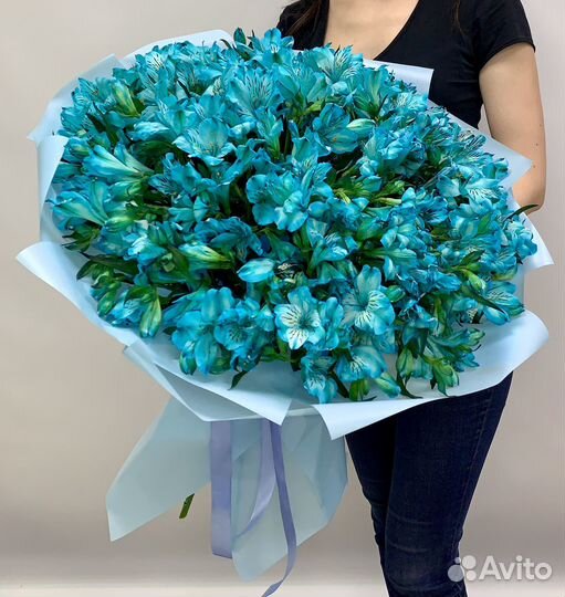 Букет из альстромерии