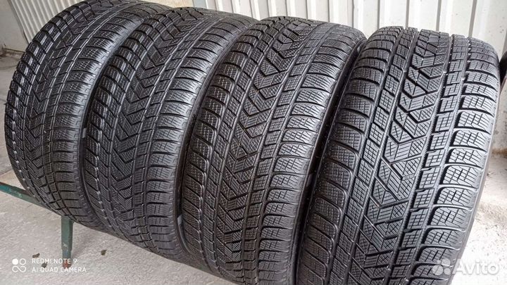 Pirelli Scorpion 285/40 R21
