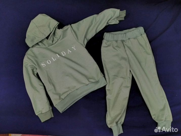 Спортивный костюм для девочки