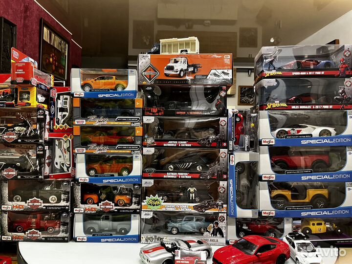 Ford International Lincoln Shelby 1:18 24 32 64