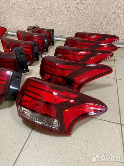 Фонари задние Митсубиши Аутлендер 3 2015-2022