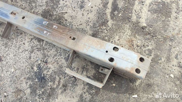 Усилитель переднего бампера Ford Transit 06-2013