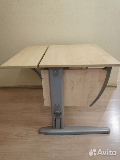 Детский письменный стол бу