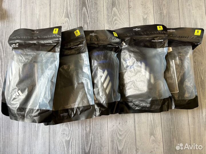 Щитки футбольные детские