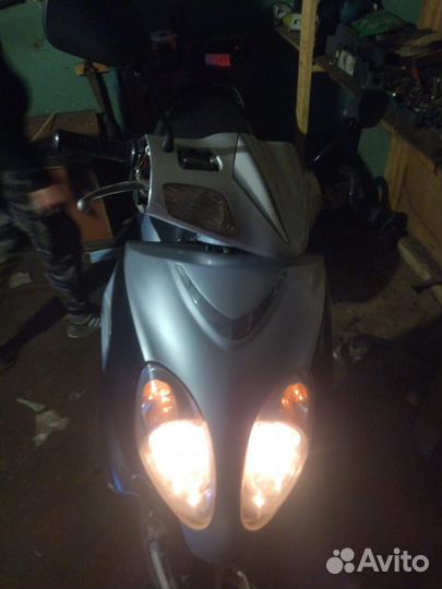 Скутер 150 кубов