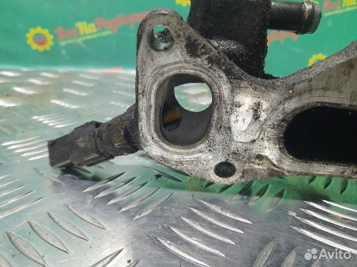 Впускной коллектор Kia Carens 2 2.0