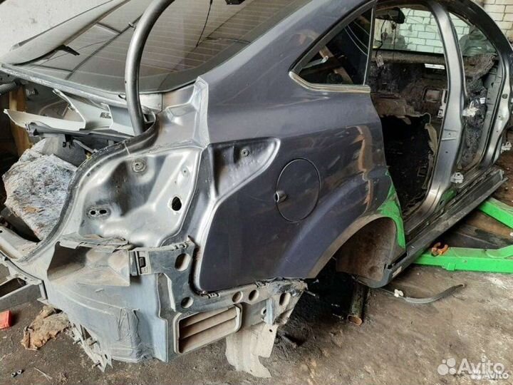 Крыло (четверть) заднее правое Ford Focus 3