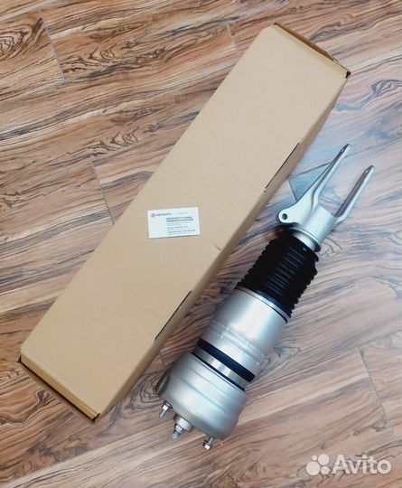 Амортизатор пневматический порше 97034305112