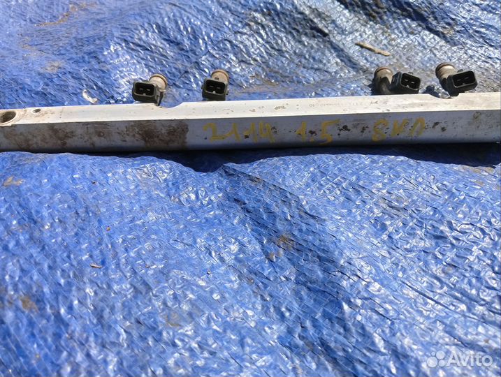 Топливная рампа с форсунками ваз 2114 1.5 8 кл