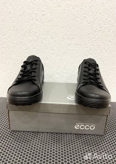 Кроссовки Ecco модные