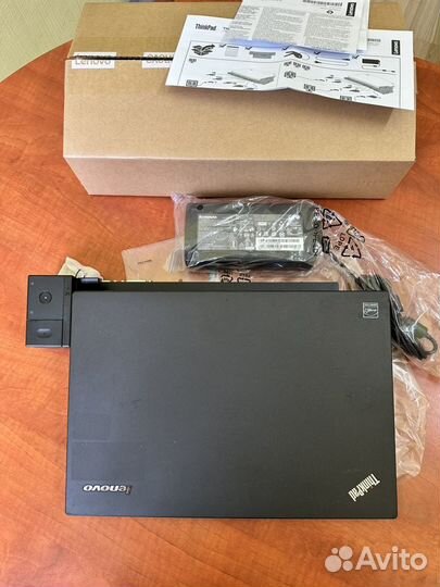 Док станция Lenovo Thinkpad