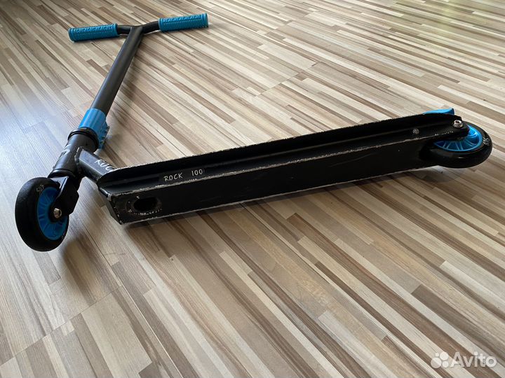 Трюковой самокат