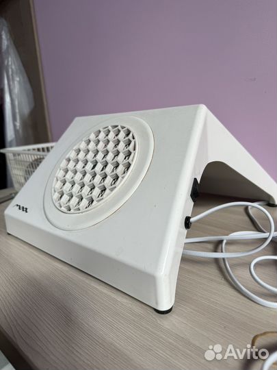 Вытяжка для маникюра