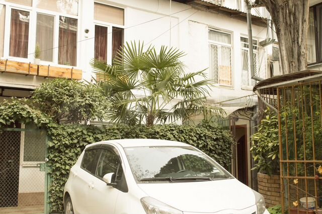 3-к. квартира, 80 м², 1/2 эт.