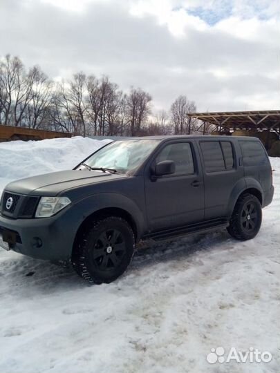 Nissan Pathfinder 2.5 МТ, 2005, 301 000 км