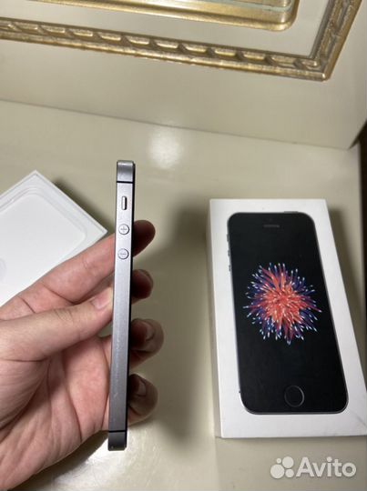 Телефон iPhone