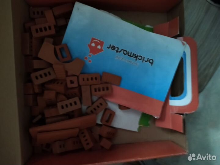 Конструктор из кирпичиков