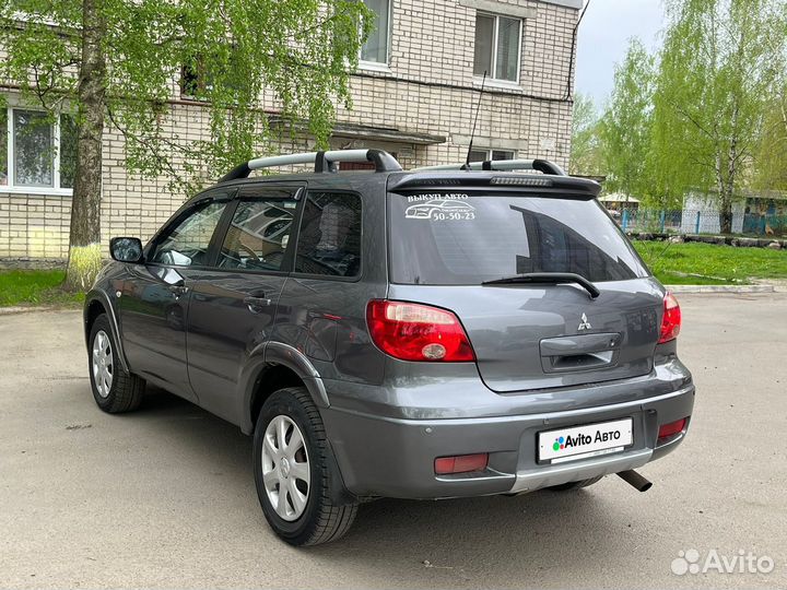 Mitsubishi Outlander 2.4 AT, 2006, 267 300 км