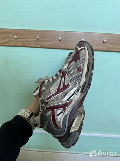 Balenciaga runner 42