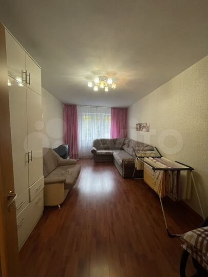 2-к. квартира, 70 м², 3/17 эт.