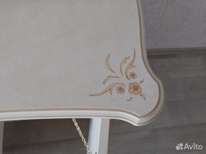 Тумба под телевизор