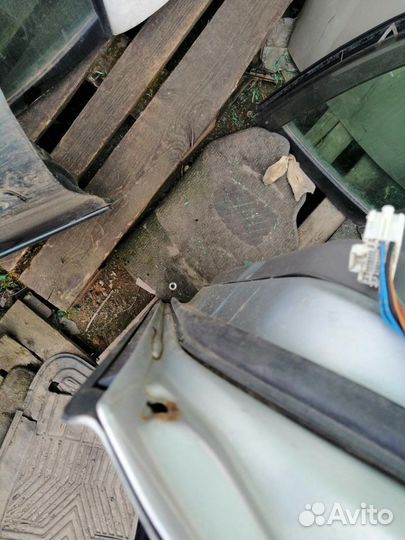 Дверь Mitsubishi Pajero 3 V73