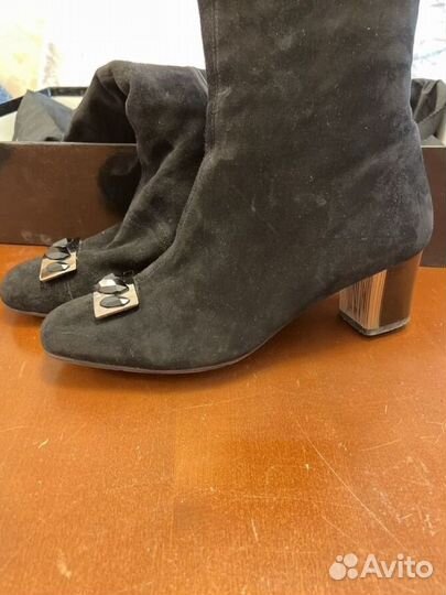 Сапоги зимние Fabiani 39 1/2 черные замшевые