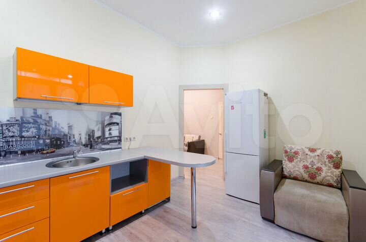 2-к. квартира, 70 м², 6/6 эт.