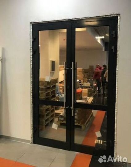 Алюминиевые и пластиковые балконные окна под ключ