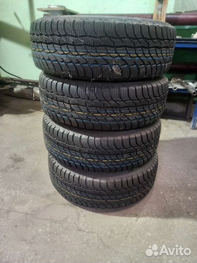 Viatti Bosco S/T V-526 215/65 R16