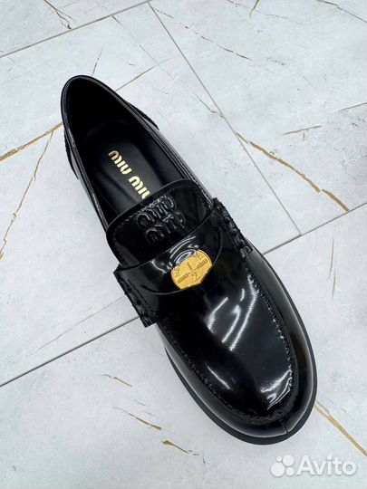 Лоферы женские Miu Miu