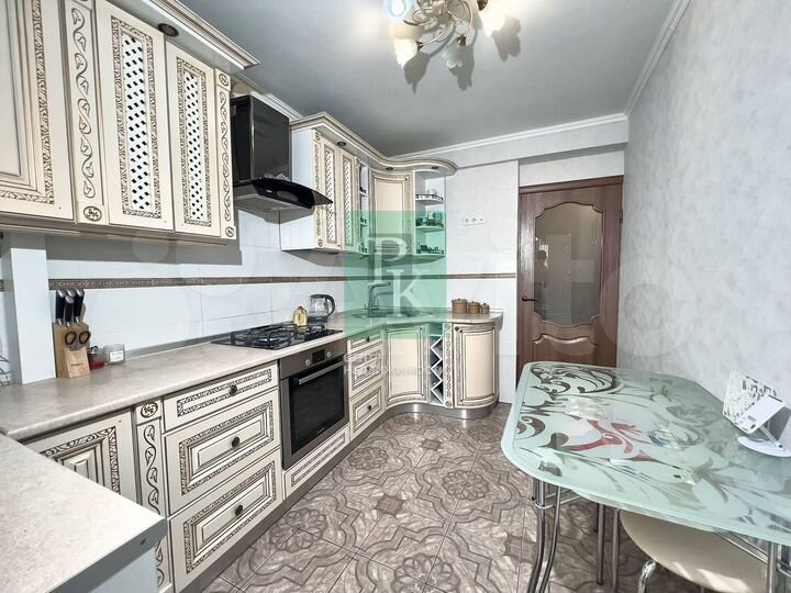 3-к. квартира, 76 м², 7/8 эт.