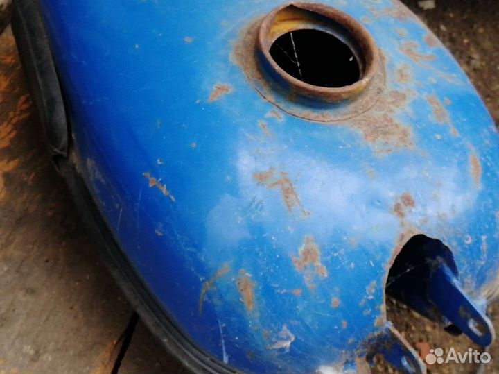 Топливный бак от мотоцикла Урал