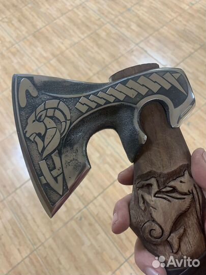 Топор ручной работы