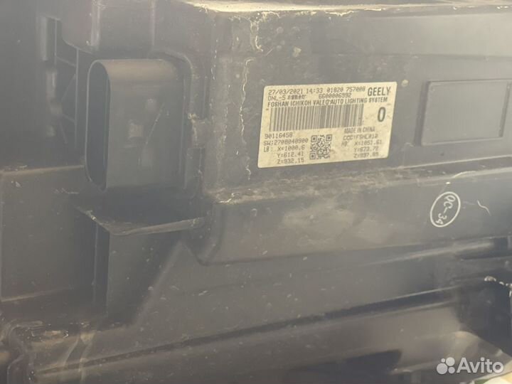 Левая и правая Led фары Geely Tugella