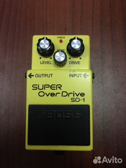 Гитарная педаль boss super over drive SD-1