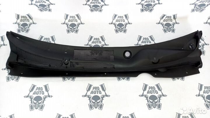 Жабо накладка дворников Kia Sportage 3