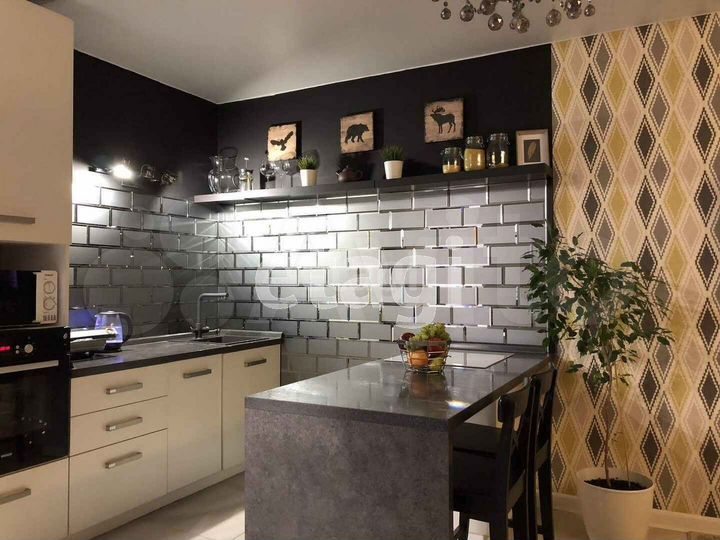 2-к. квартира, 65,8 м², 14/14 эт.