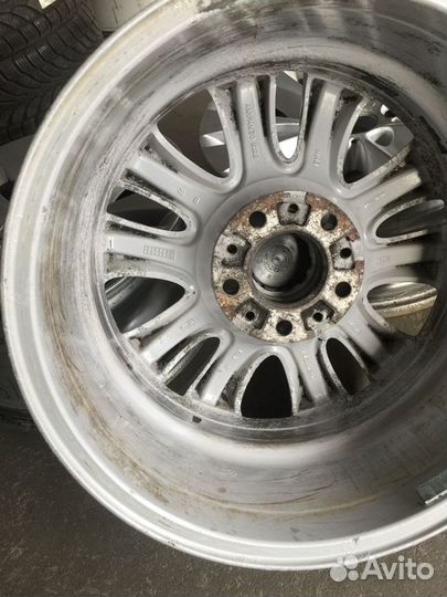 Комплект оригинальных дисков для BMW R17