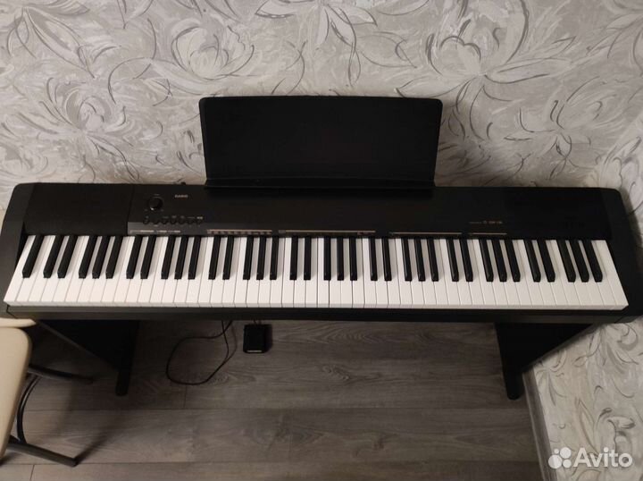 Электронное пианино casio