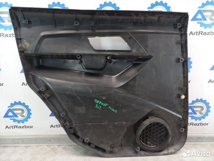Обшивка двери задней правой УАЗ Патриот пикап 2.7